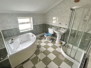 Photo 8- click for photo gallery